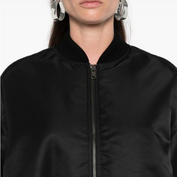 NEW Women’s Satin Black Bomber Jacket NWT - Picture 4 of 11